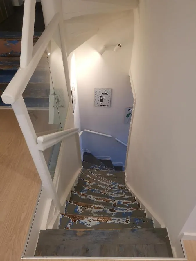Nostalgia Homestay Brugge
