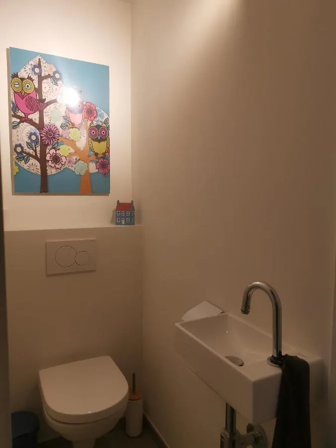 Nostalgia Homestay Brujas 0*,